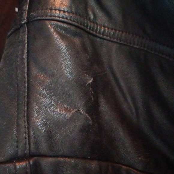 Danier long leather jacket - Picture 4 of 5